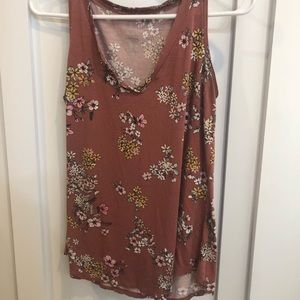 Bundle of 2 Maurice’s Crew Neck Tank